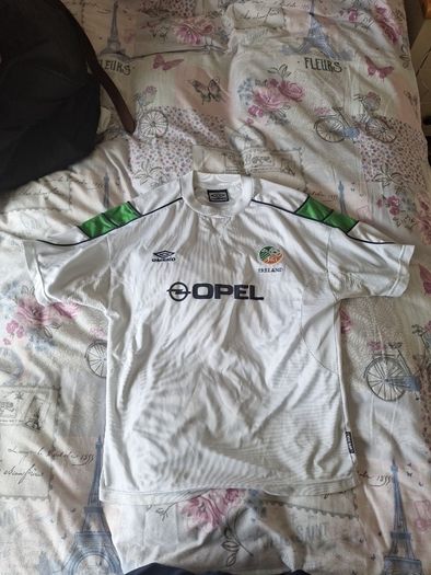 ireland football jersey