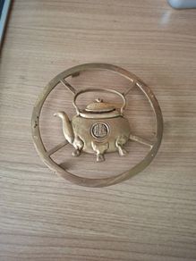 Vintage  Heavy Brass Teapot Trivet 18cm  Diameter