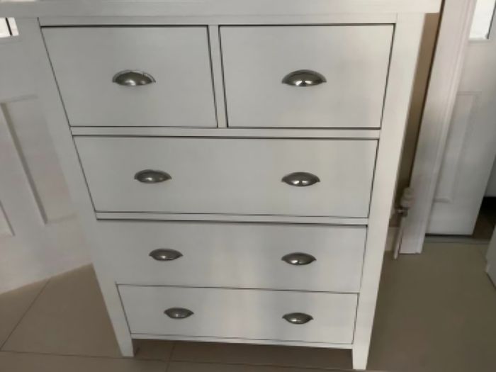 Chest of Drawers and Bedside Lockers Matching Set