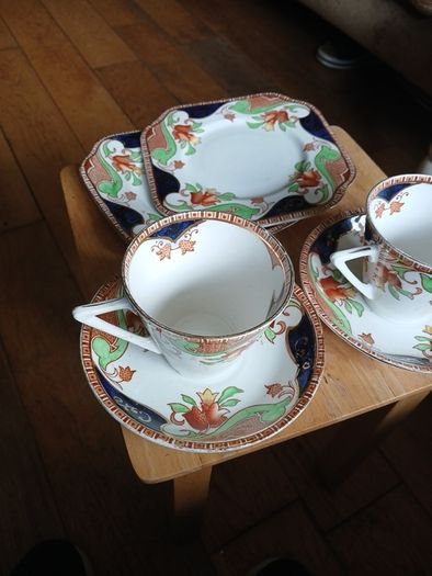 Royal Vale Bone China.