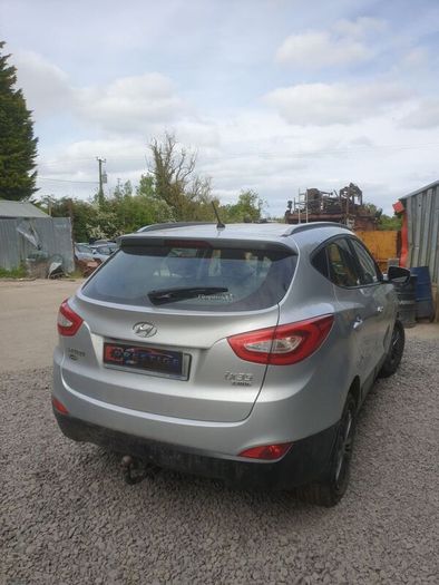 Breaking hyundai ix35 1.7 diesel 2014