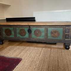 Chest / Blanket Box