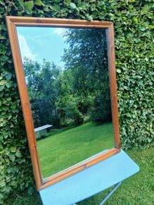 Mirror.
