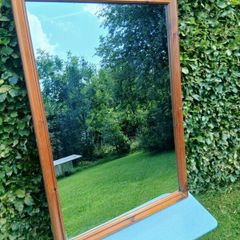 Mirror.