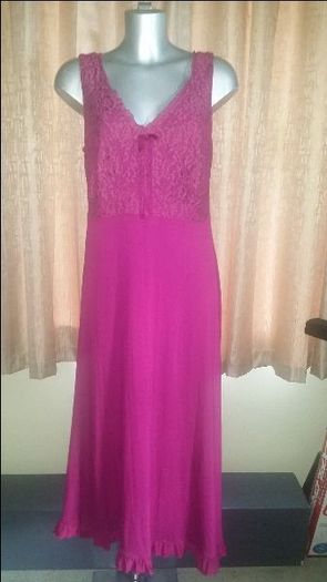 Brand new M&Co maxi burgundy dress with lace size UK18/20 EUR46/48 Postage included