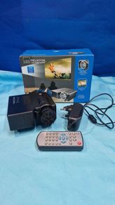 LED Mini Projector