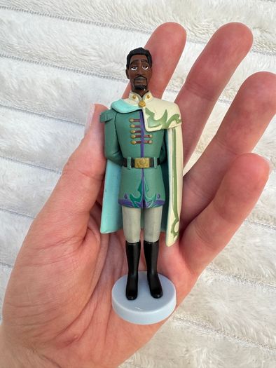Disney Lieutenant Mattias Cake Topper approx. 10 cm. Used Please see photos