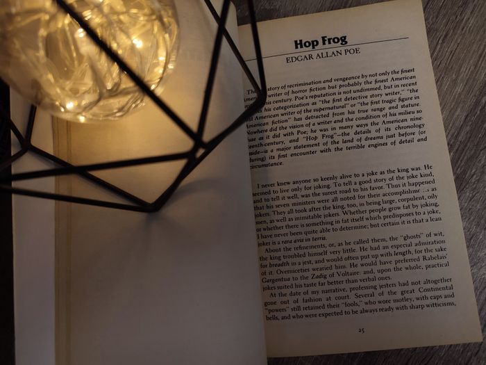 The Giant Book of Horror Stories ! Introduction by Stephen King ! 1994 ! by The Book Company !
