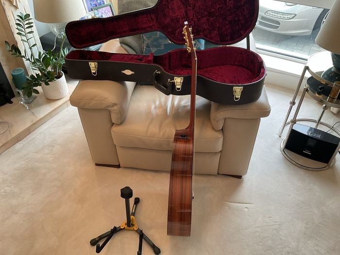 Taylor 8 String Baritone