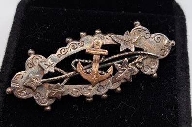 Vintage sterling silver brooch