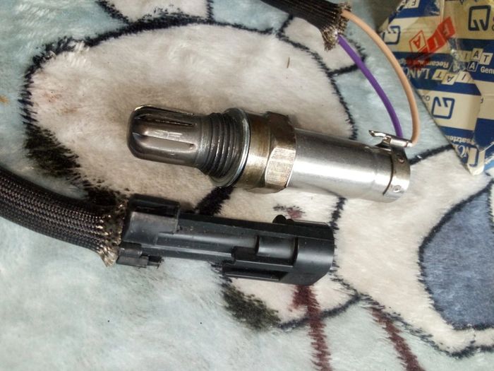 Genuine Fiat Punto 55-60-75-90/cabrio 93-97 Lambda Sensor,oxygen 7778978