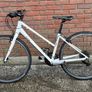 Giant Liv Alight 3 Hybrid Bike Image 2