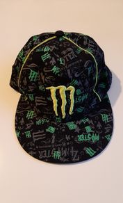 Moster cap