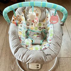 Winnie The Pooh Vibrating Musical Bouncer