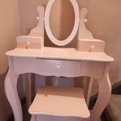 Kids Dressing Table
