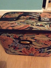 make up case