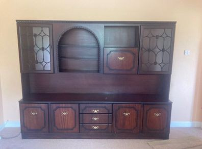 Sideboard/display cabinet