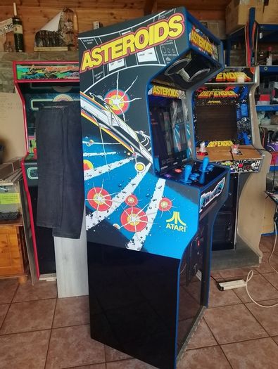 Arcade Cabinet Machine