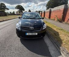 2011 Toyota Auris