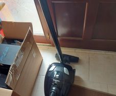 Morphy Richards Vacuum Cleaner, Model 980572, Black, in very good condition