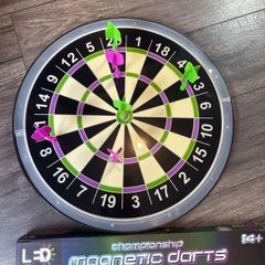 darts