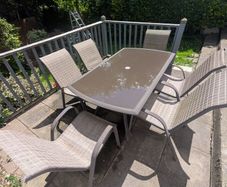 Garden table & Chairs