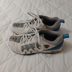 Yonex runners
