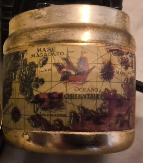 vintage tobacco/ice bucket