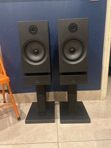 Linn Helix floor standing speakers