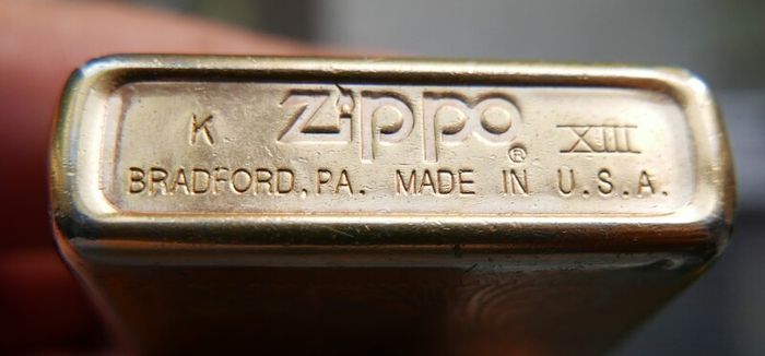 Vintage VENETIAN Engraved Zippo  Lighter Bradford