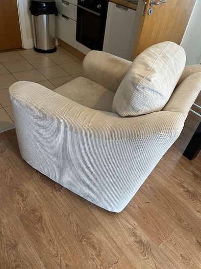 Arm chair