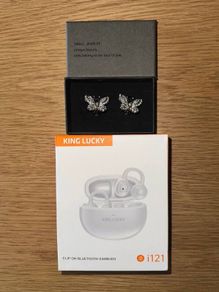Earbuds