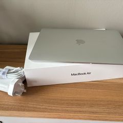Apple MacBook Air 2020 Apple M1 512GB