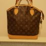 Louis vuitton buckett bag Image 3