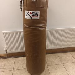 Boxing bag and stand