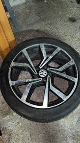 VW golf alloy