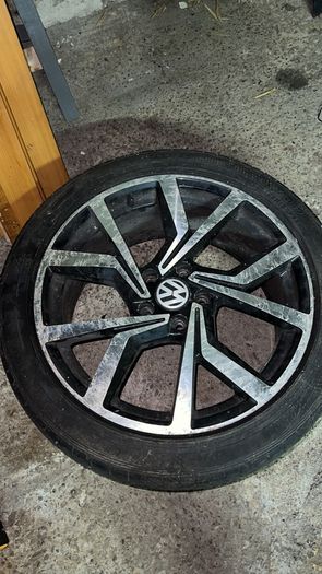 VW golf alloy