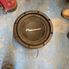 Pioneer 1000w subwoofer