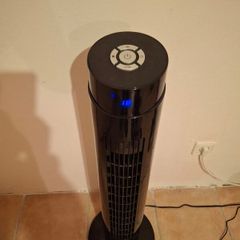 Black Tower Fan with remote control