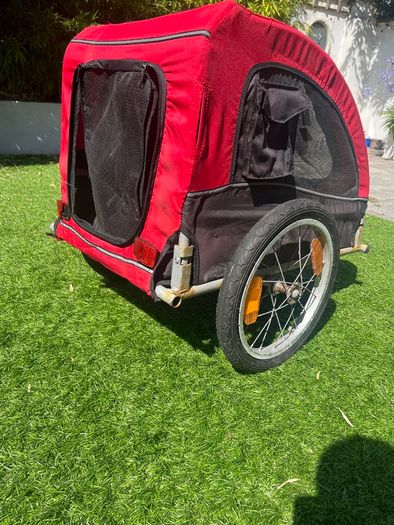 Dog carrier trailer for bike