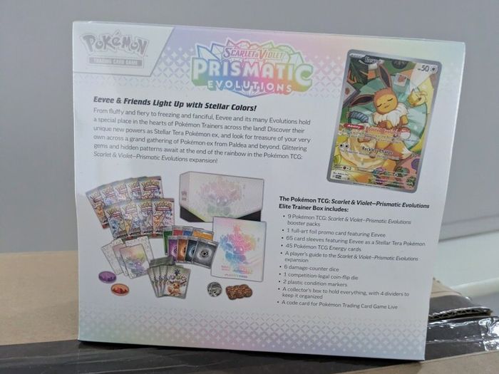 Pokemon Prismatic Evolution Elite Trainer Box