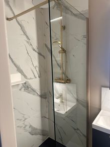 Shower glass -Crosswater Gallery 10 Glass 755mm