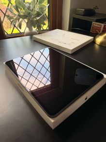 iPad Pro 13-inch M5 Wi-Fi 256GB + Apple Magic KB