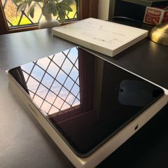 iPad Pro 13-inch M5 Wi-Fi 256GB + Apple Magic KB