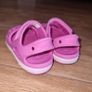 Girl's Crocks sandals Image 3