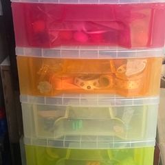 11 drawer tall storage unit
