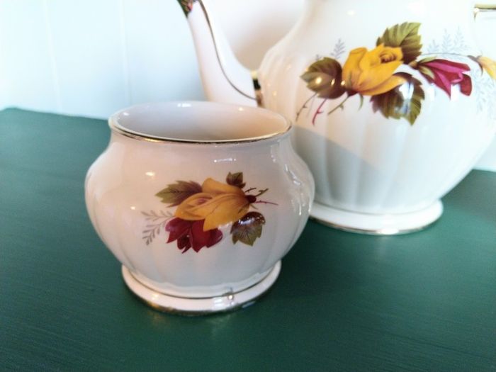 Sadler Teapot Set