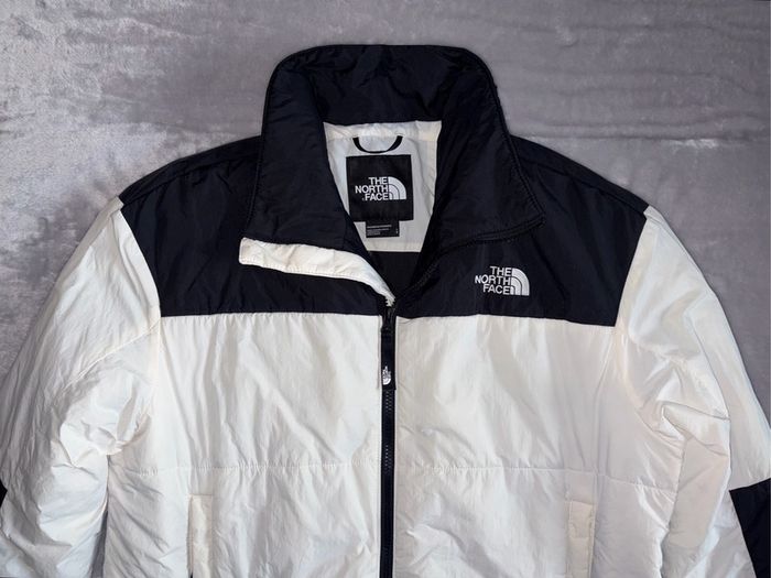 The North Face Size L Gardenia White/Black Gosei Puffer Jacket