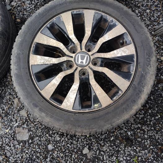 Honda alloys wheels 16"