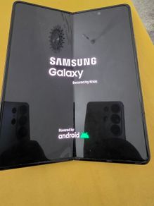 Samsung Galaxy Fold 4  512g (Can't open flat)